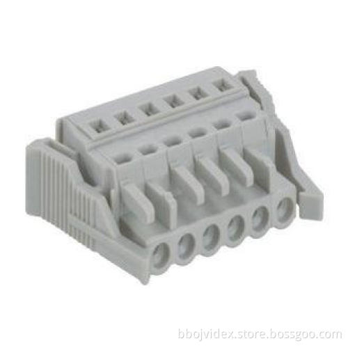 Female 250V 16A 300V 15A 24 - 14AWG MCS Connector With Lock